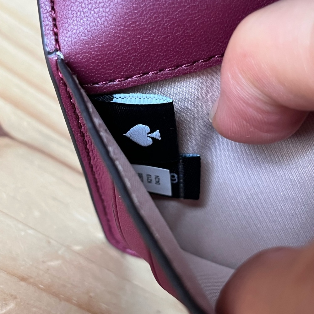 Kate Spade Wallet🎈🎈 - Picture 7 of 7